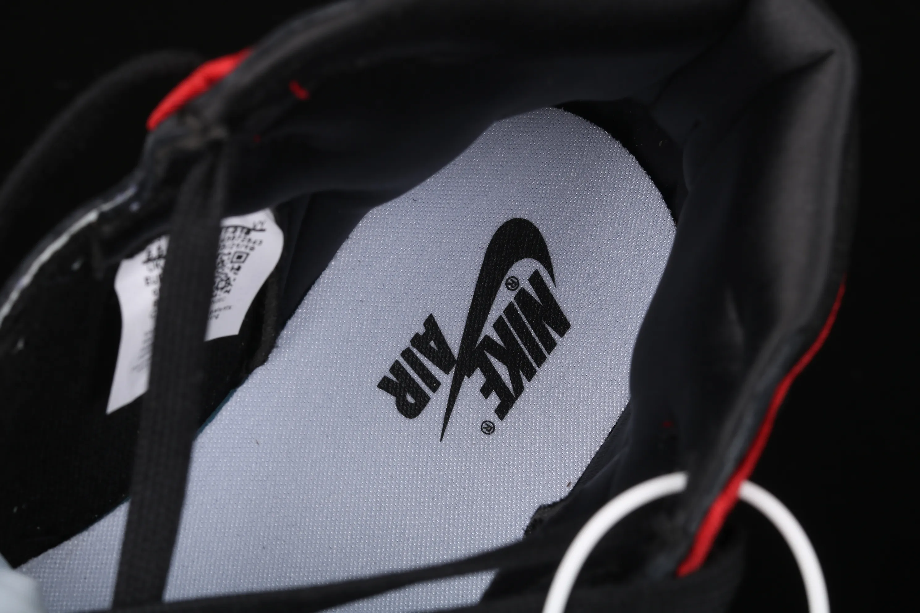 All categories Air Jordan Jordan series basketball shoes Air Jordan 1 High Air Jordan AJ1 Satin WMNS "Black Toe" AJ1 classic replica Joe 1 silk black toe CD0461-016